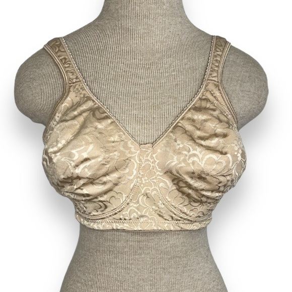 Playtex 18 Hour Bra Ultimate Lift & Support 38 D Nude Wireless Full Coverage 2pk - Picture 2 of 15